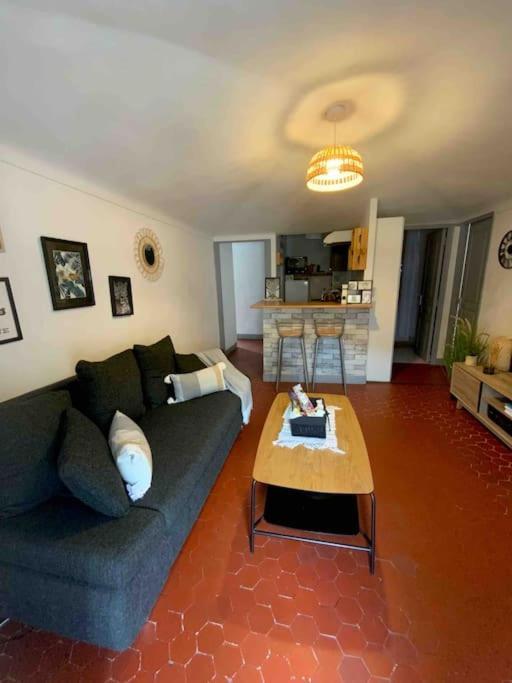 Appartement Typique Nicois En Plein Centre Ville Ницца Экстерьер фото